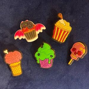 Spooky Halloween treats jibbitz for your Crocs!